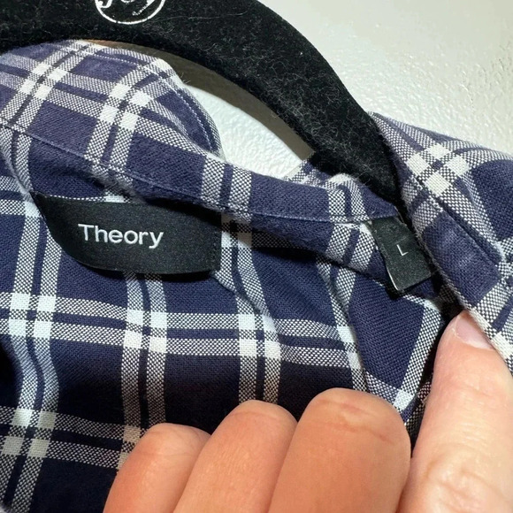 Theory Men’s Button Down Shirt - Picture 4 of 5